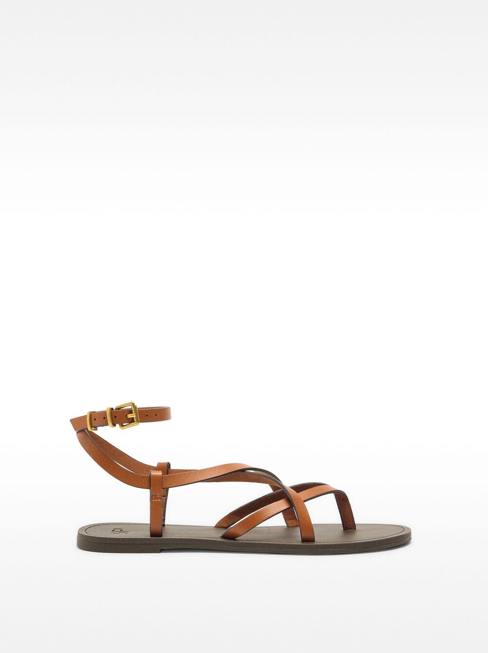 Leather sandals with crossed straps