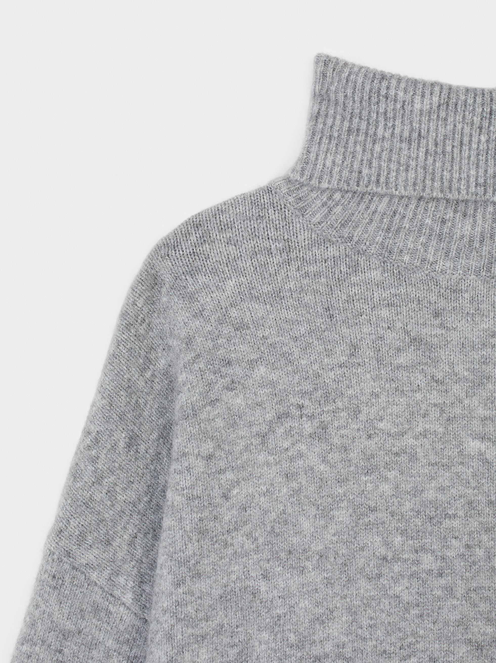 knitwear high neck