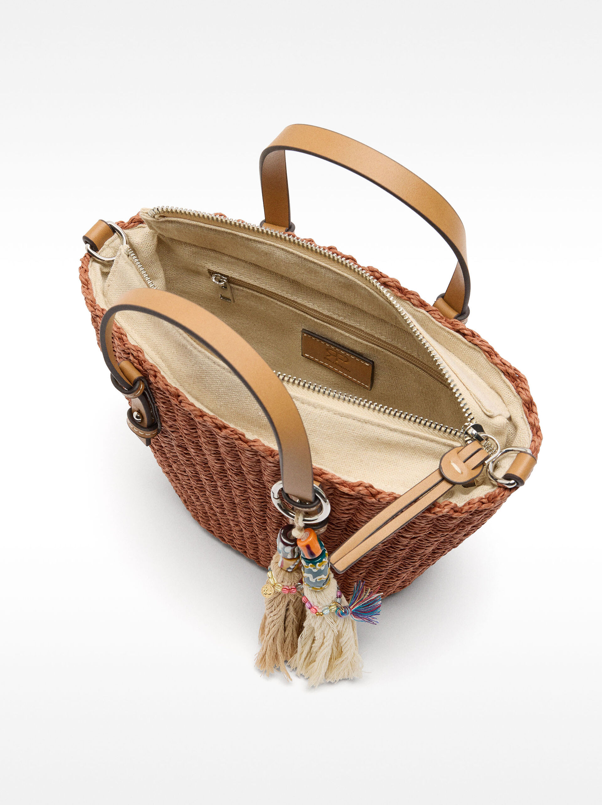 Tote bag with straw effect image number 4.0