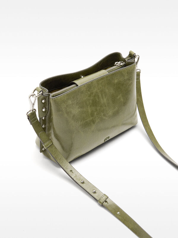 Sac d'épaule avec clous