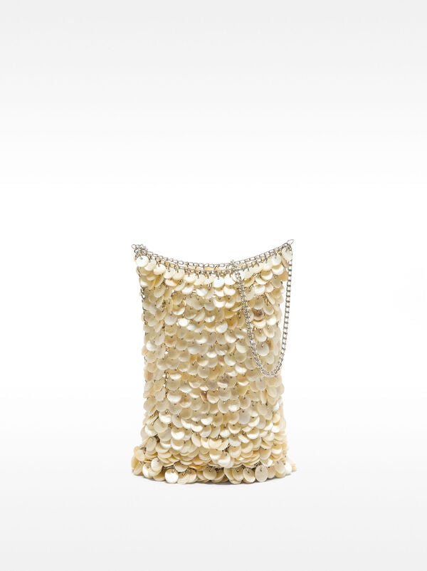 Party bag with shells