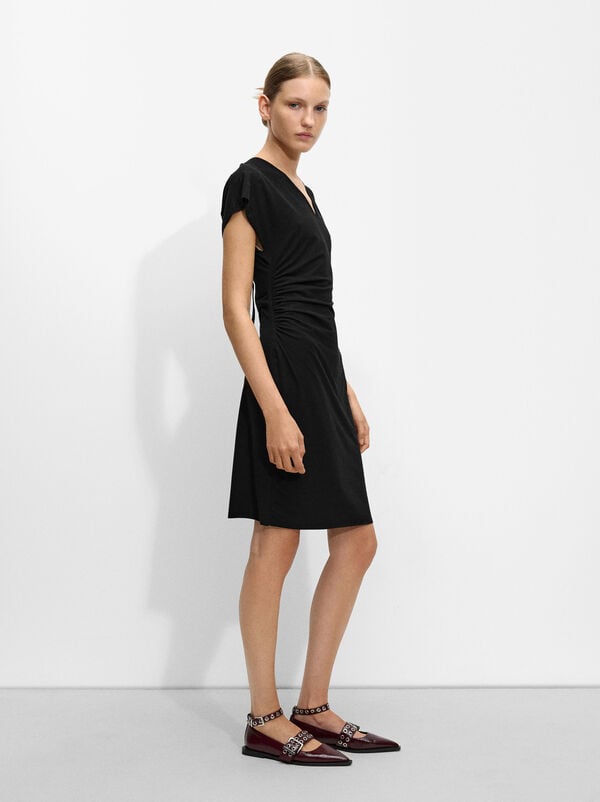 Short dress with side detail