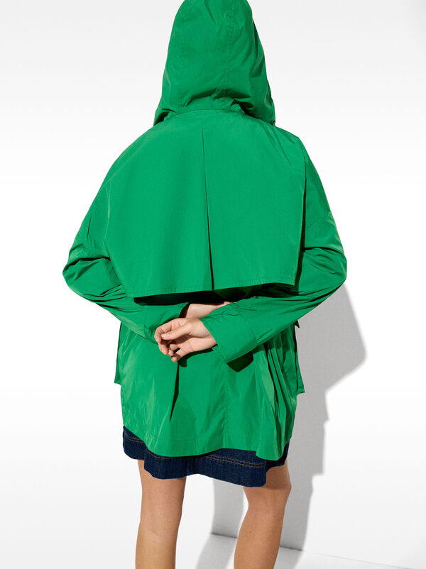 Light parka with hood