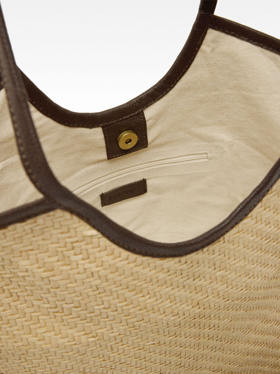 Raffia shopper bag with leather fringes