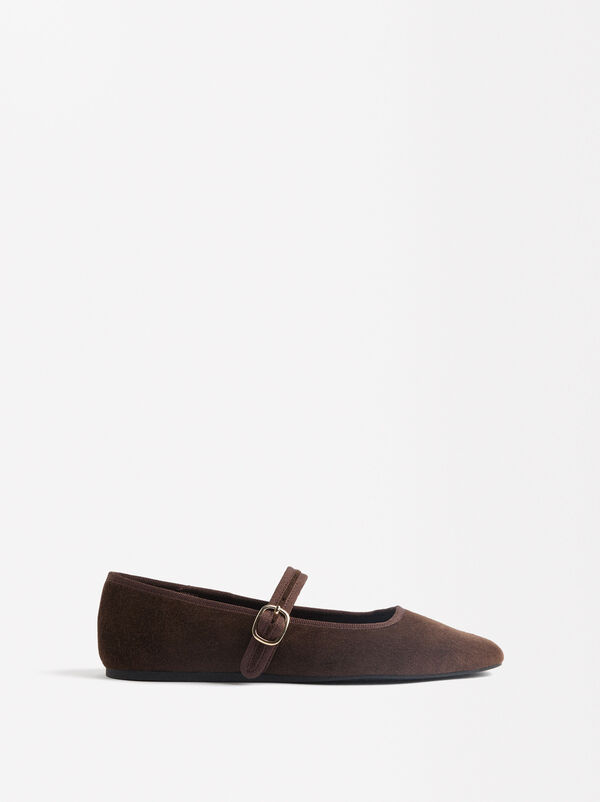 Velvet ballet flats