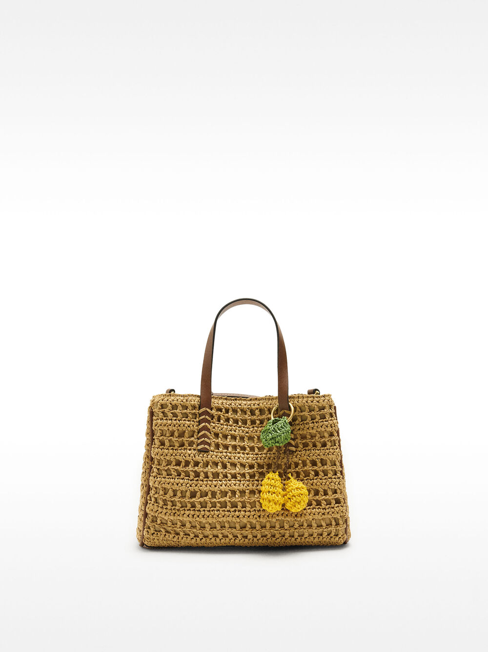 Straw-effect tote bag with pendant