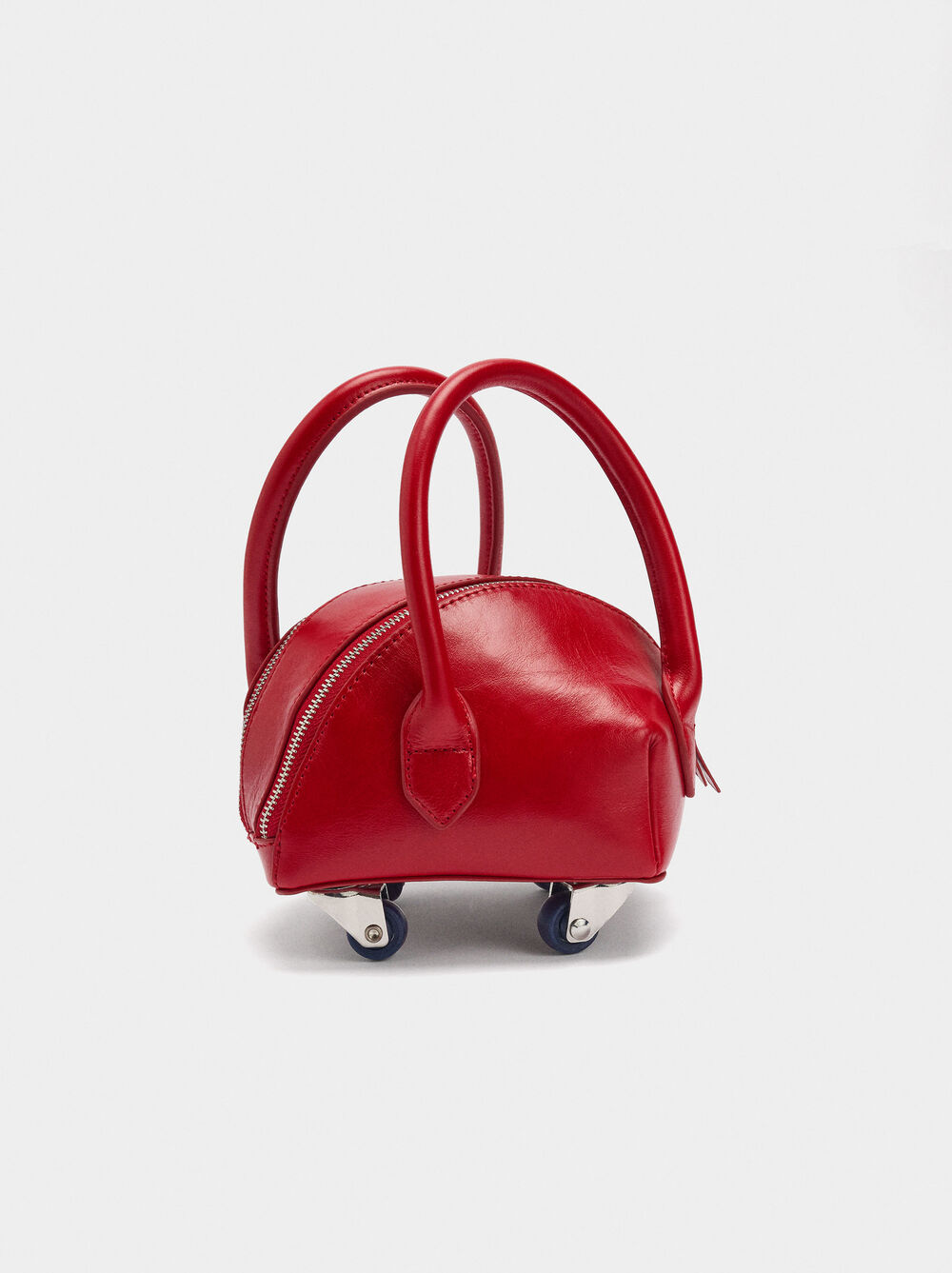 Handbag with wheels