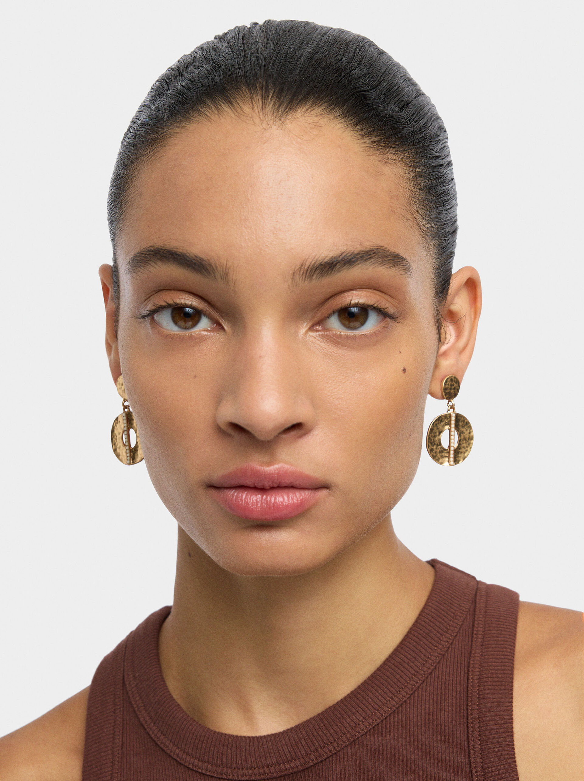 Hoop earrings with central line image number 1.0
