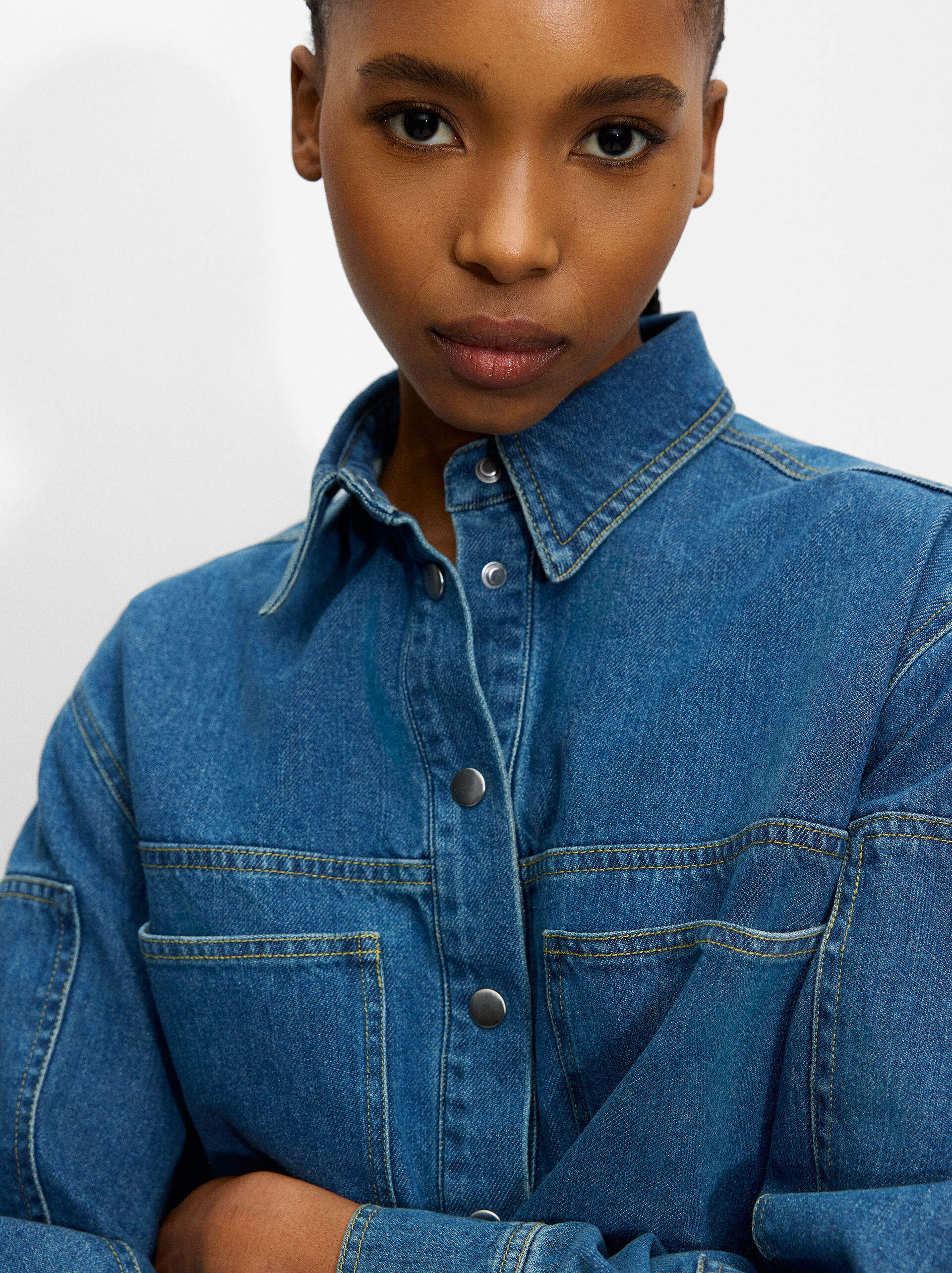 Long-sleeved denim shirt image number 2.0