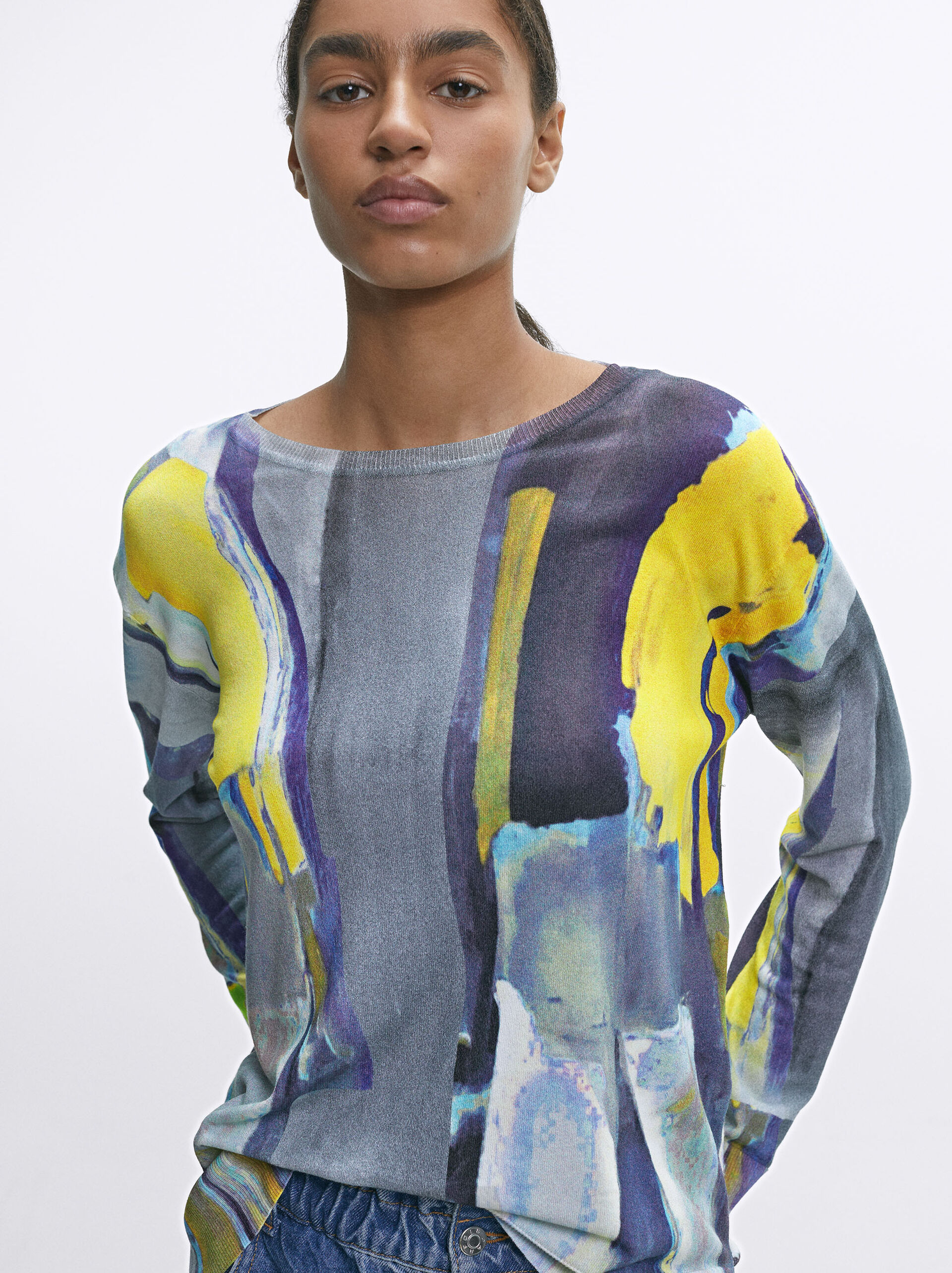 Printed Knit Sweater image number 4.0