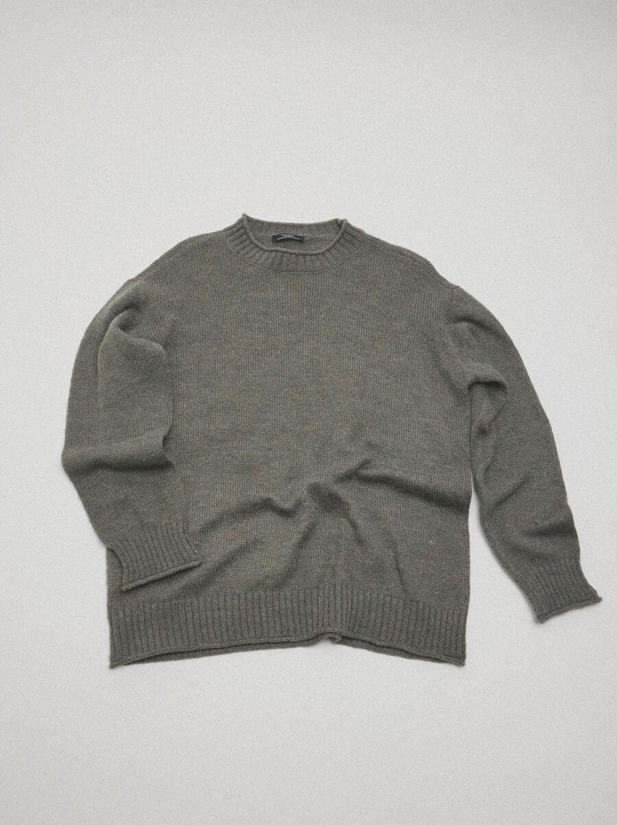 Dzianinowy sweter z okrągłym dekoltem