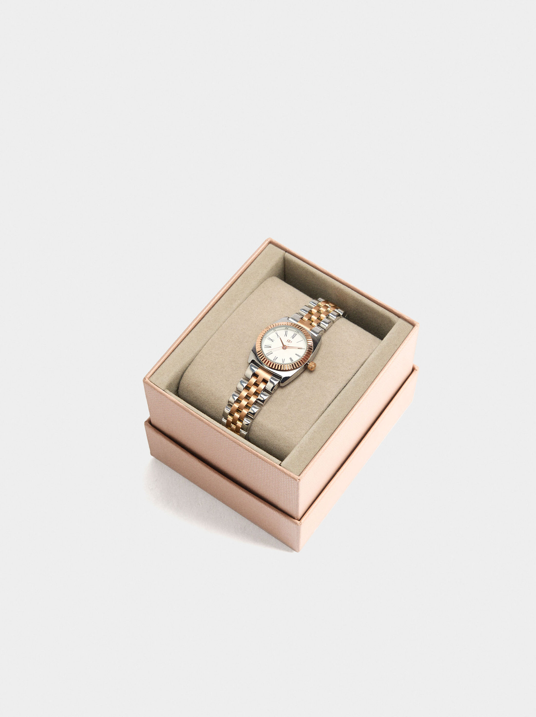 Watch with stainless steel wristband image number 3.0