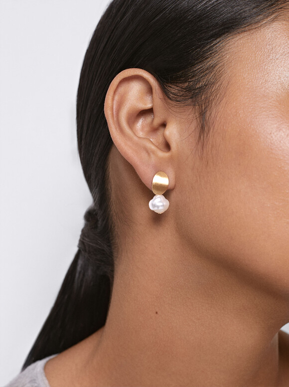 Short Earrings With Pearl, White, hi-res