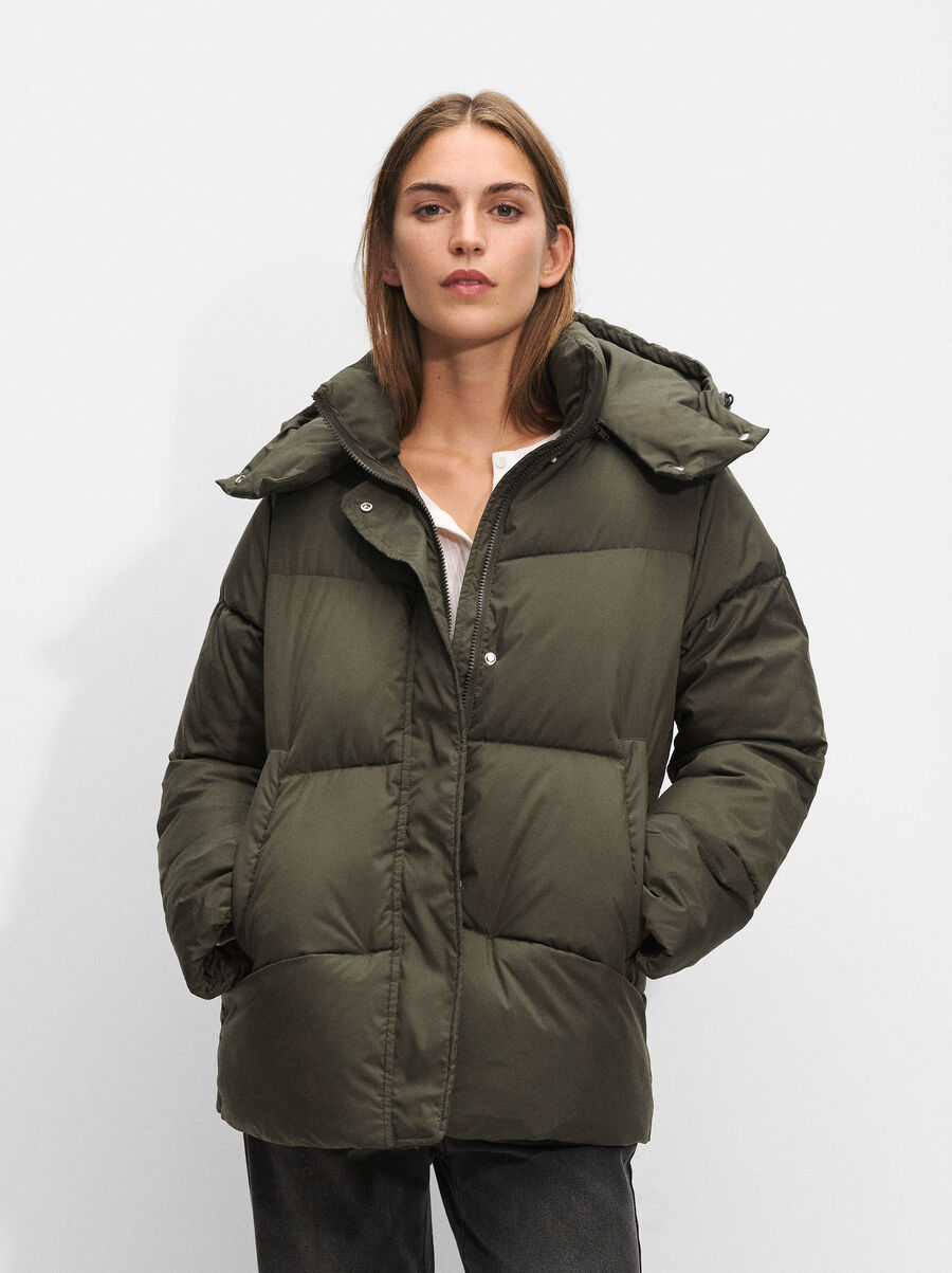 Quilted coat with hood