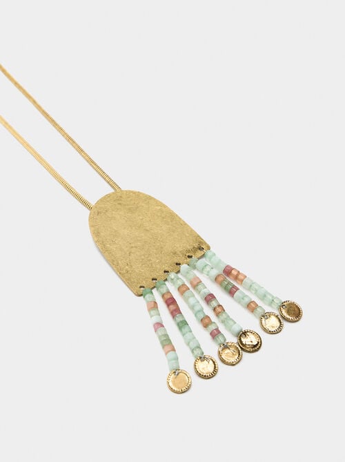 Necklace with pendant of stones