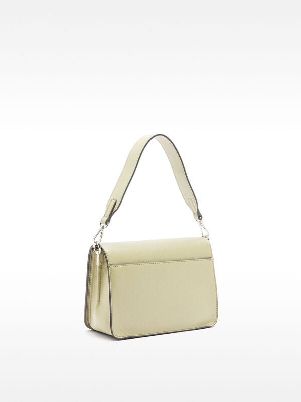 Shoulder bag with flap closure