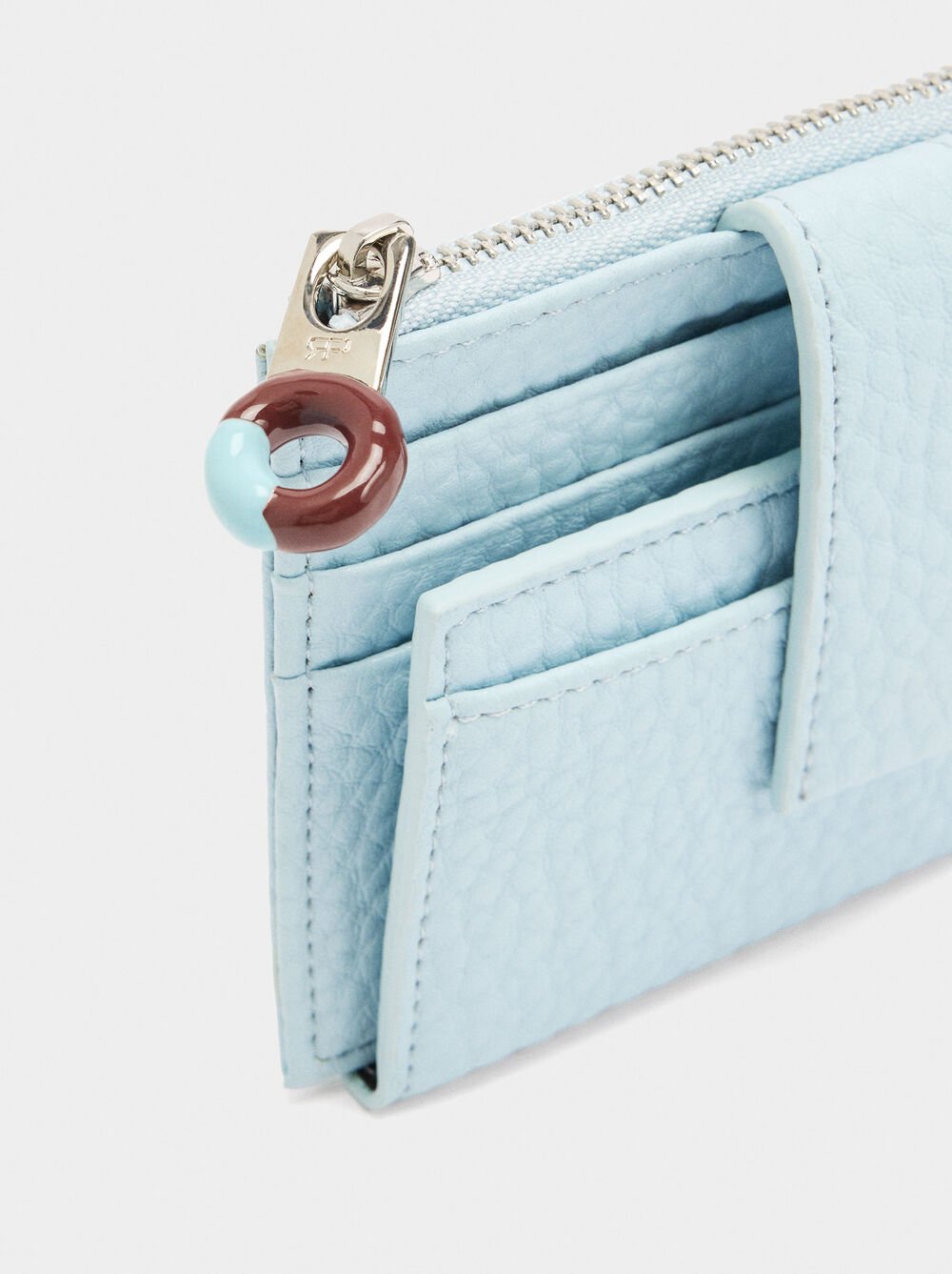 Card holder with texture