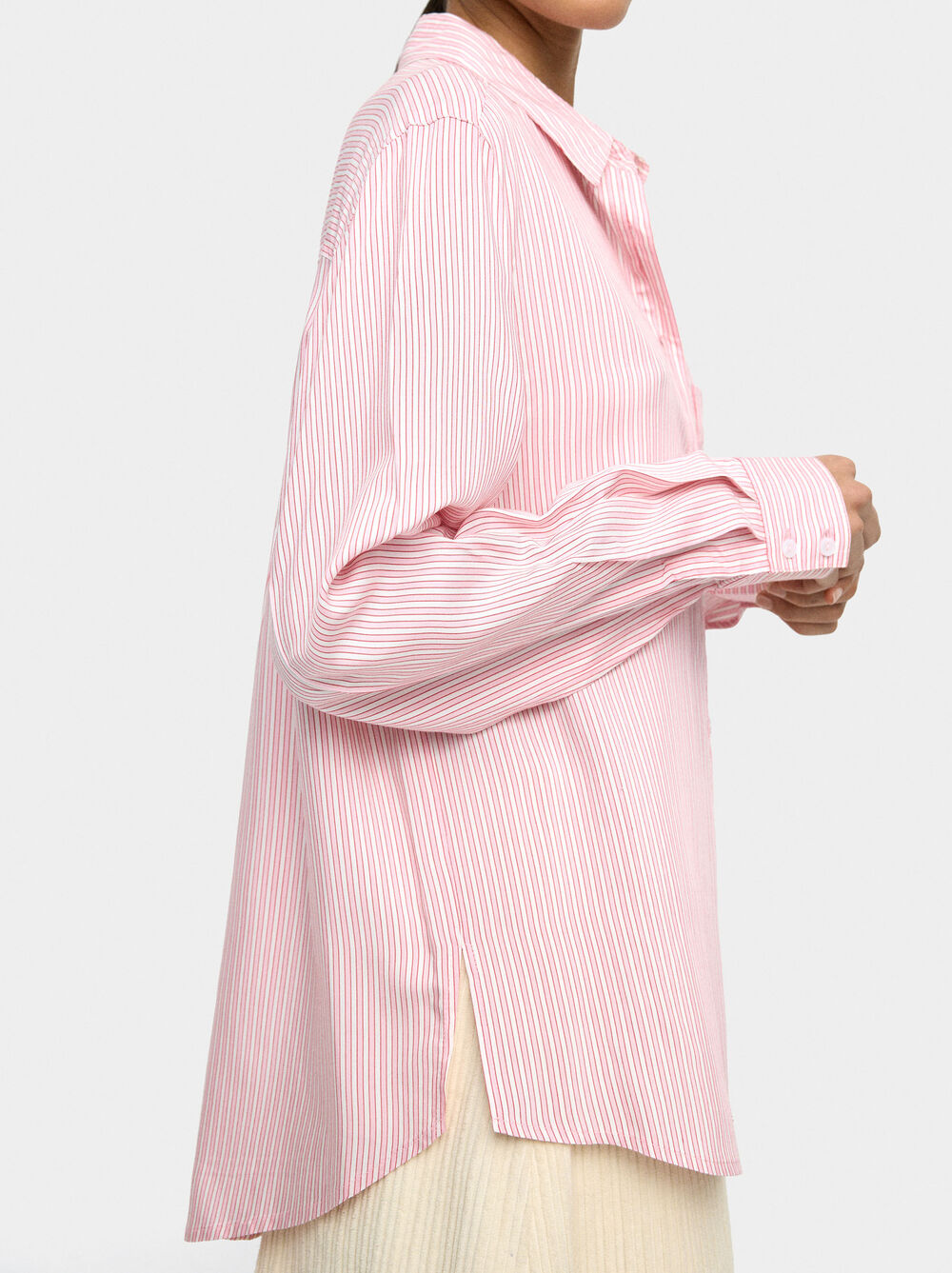 Shirt with pinstripe