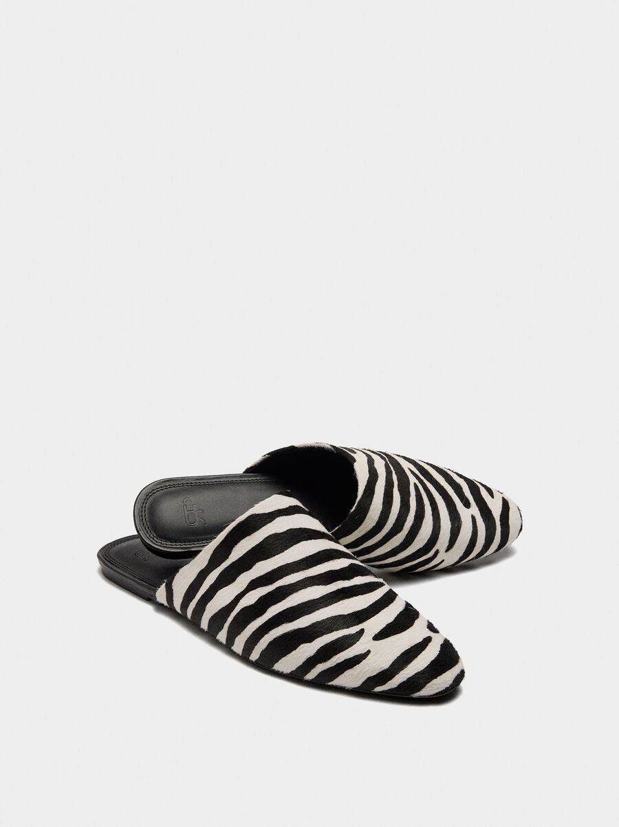 Animal print fur mule shoes