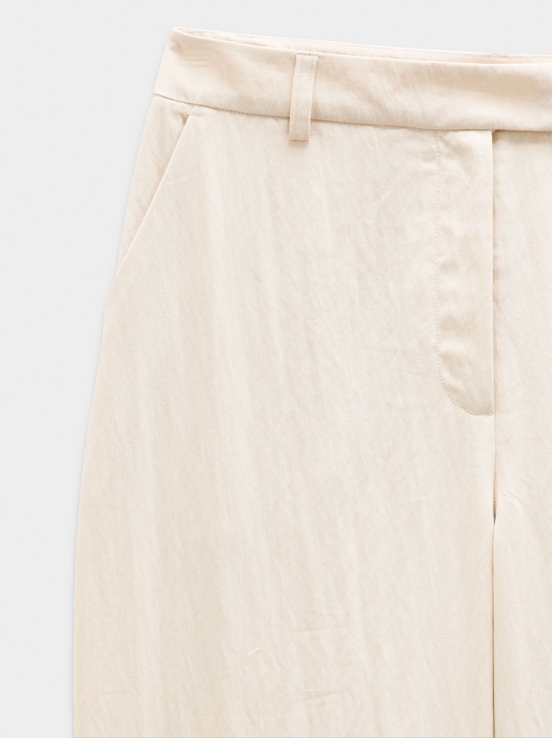 Hose mit Crinkle-Effekt und geradem Schnitt image number 5.0