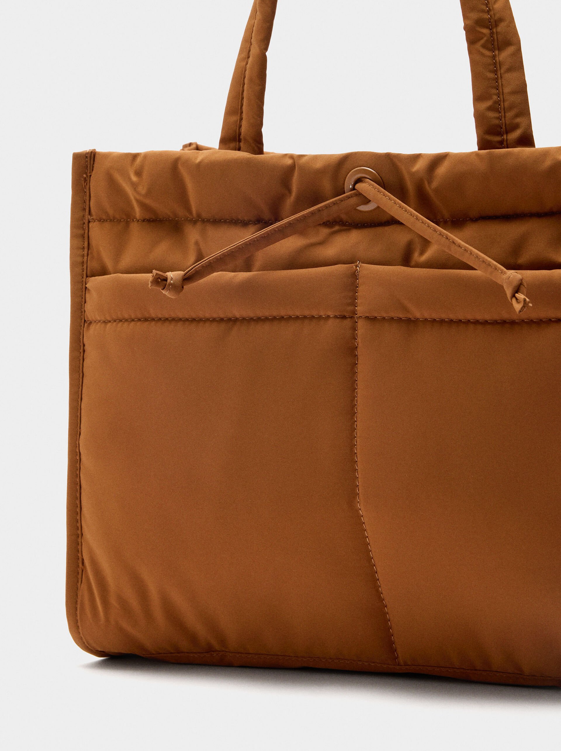 13" laptop bag in nylon image number 2.0