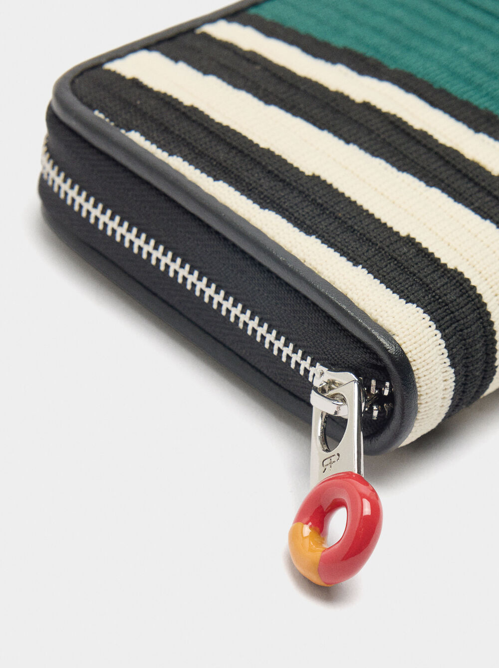 Cartera de malla estampada