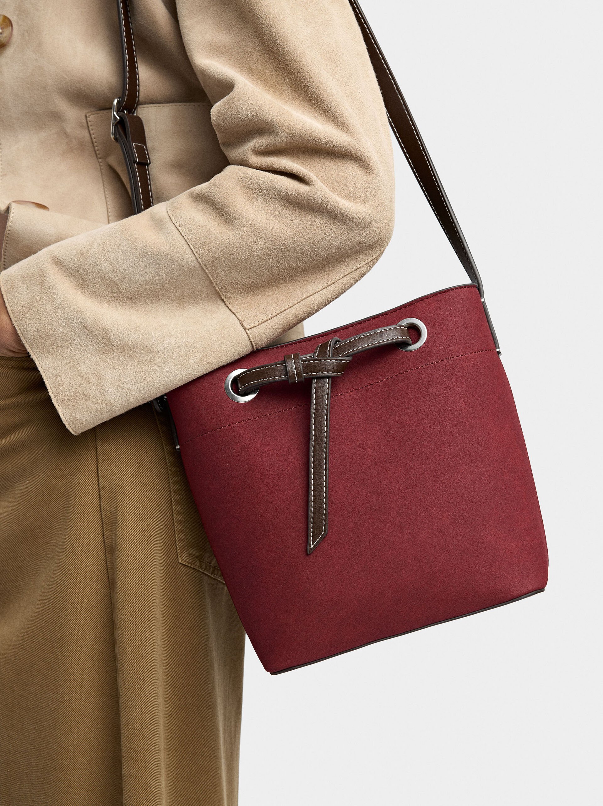 Bucket bag with leather-effect image number 1.0