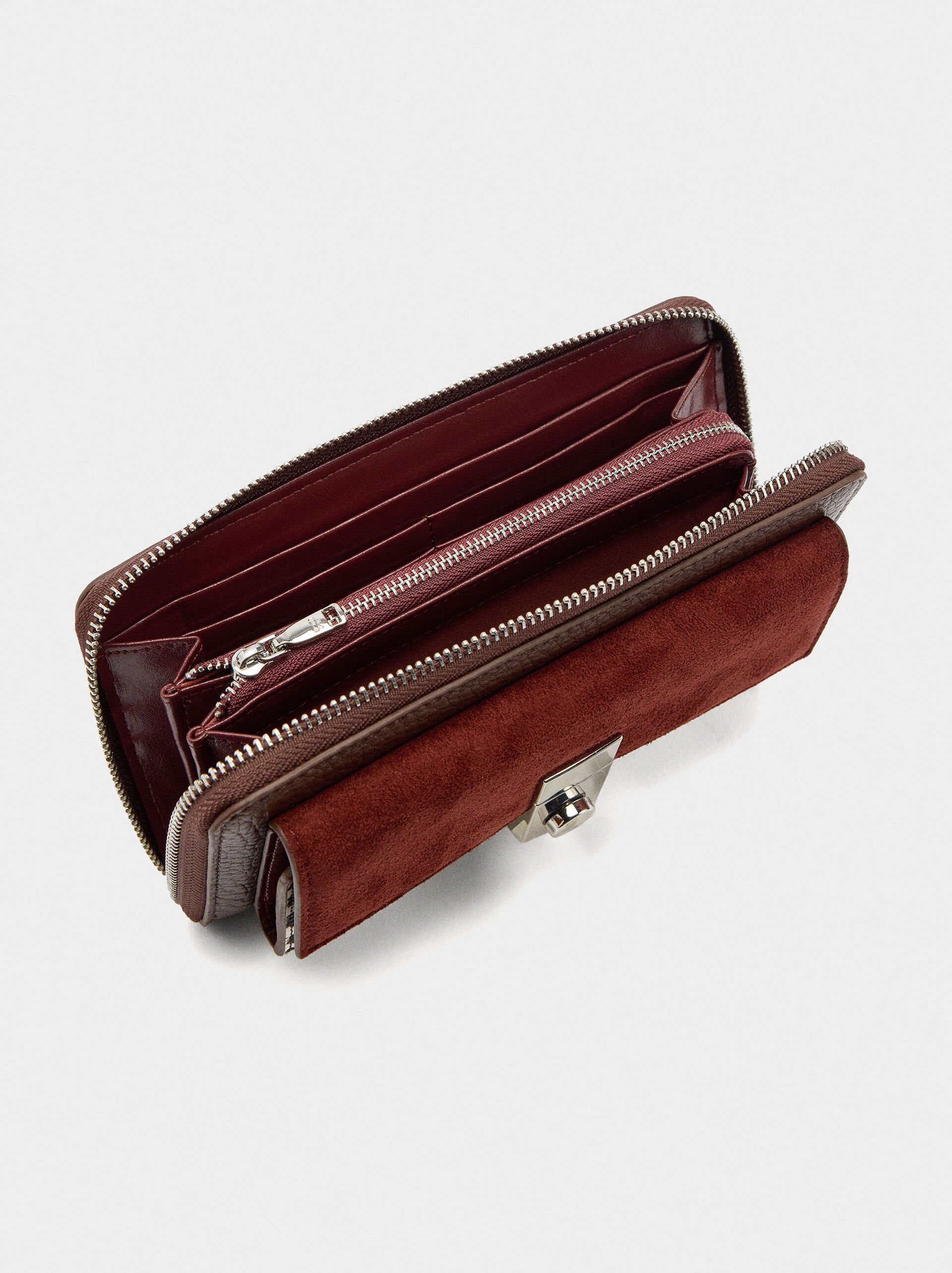 Wallet with leather details with flap image number 4.0