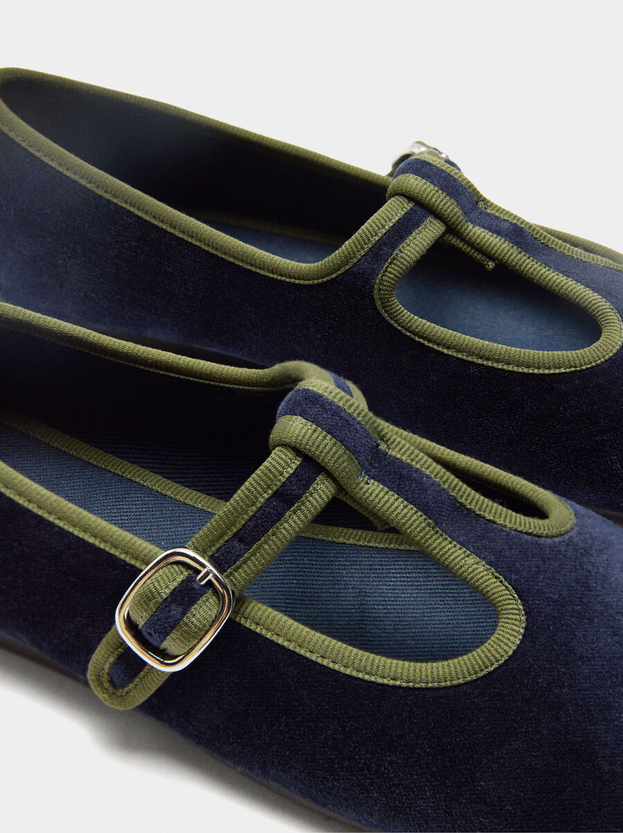 T-bar ballet flats with soft texture