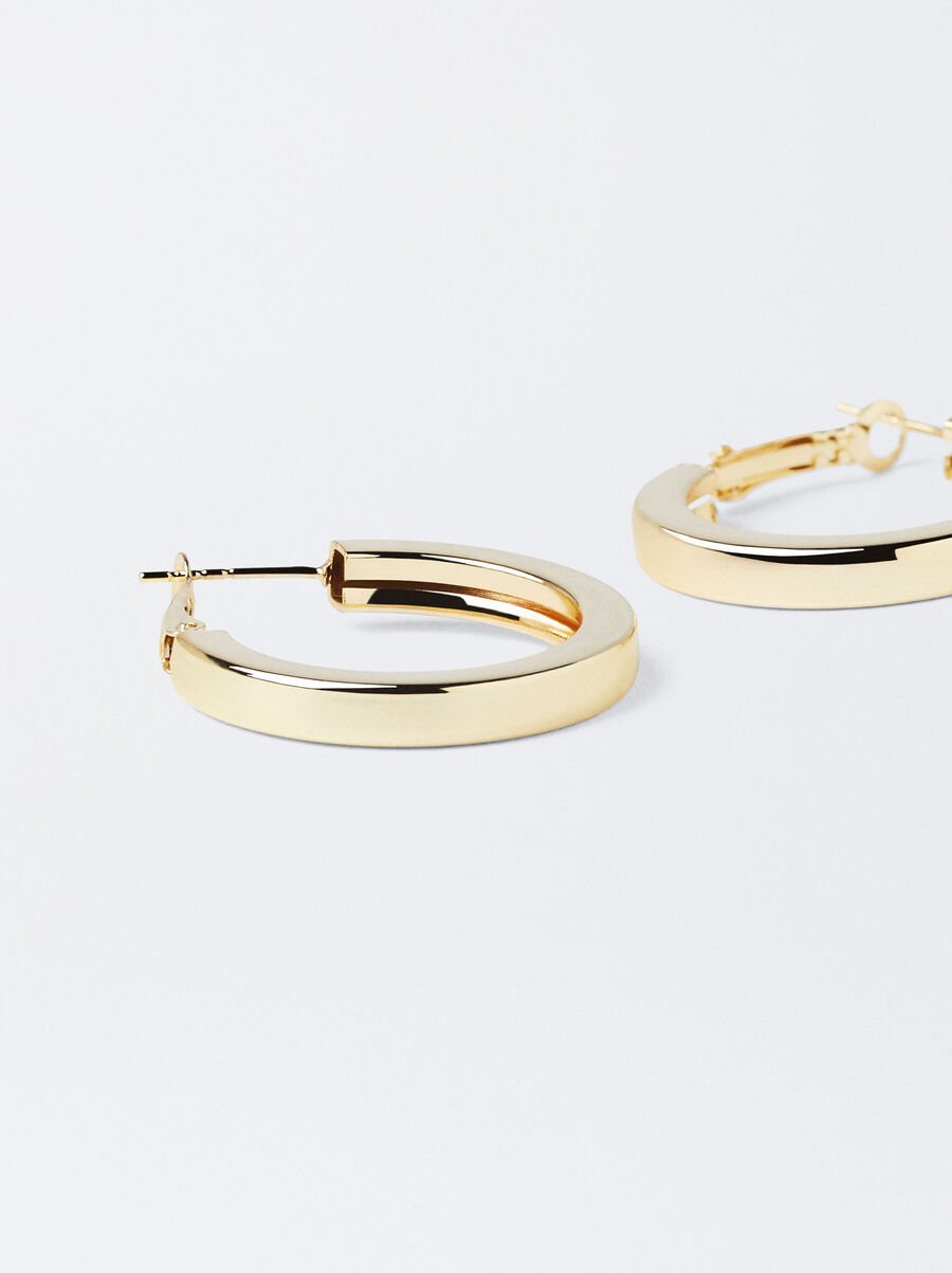 Basic small hoop earrings