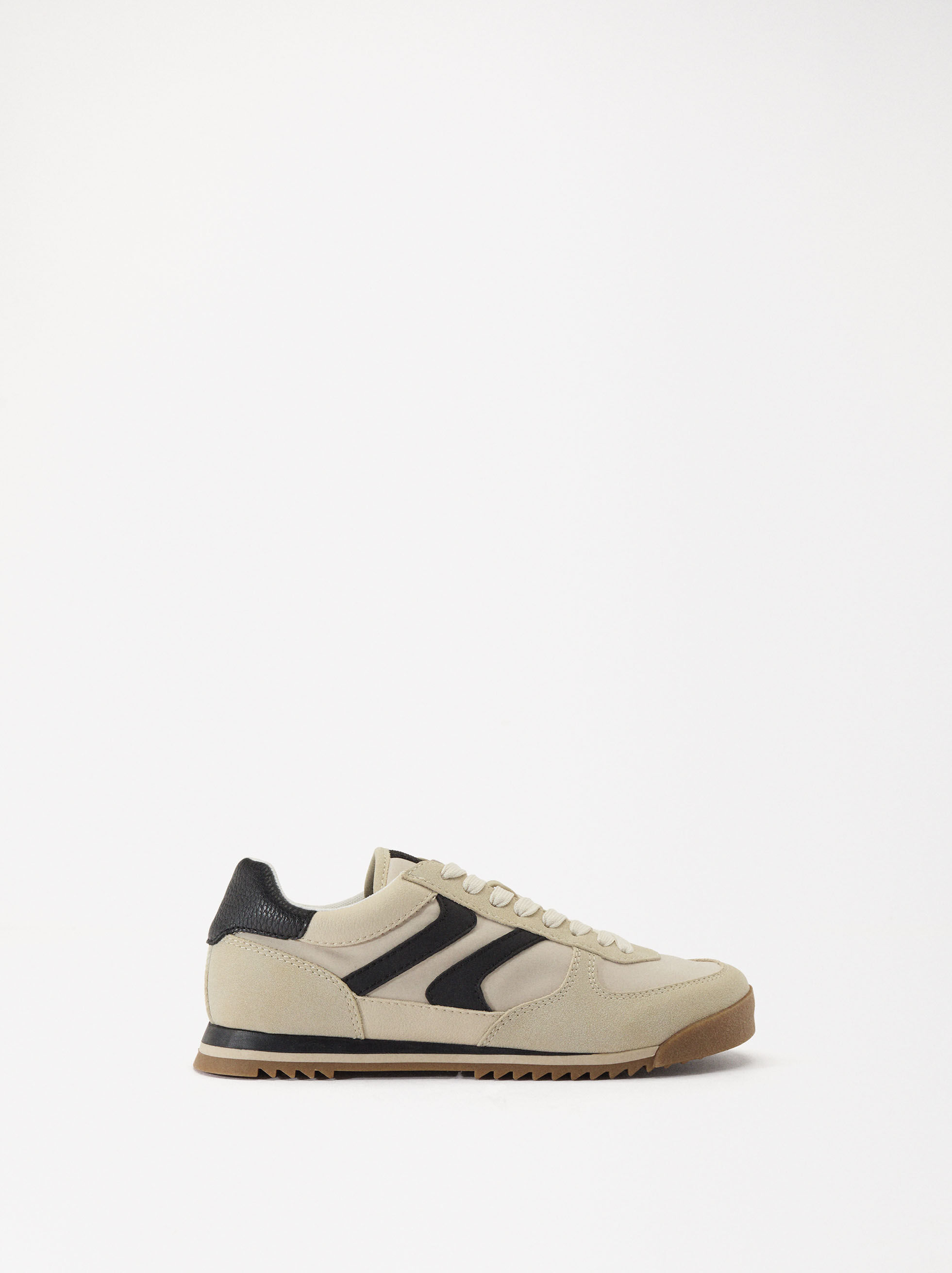 Zapatillas y bambas de mujer de la temporada REBAJAS