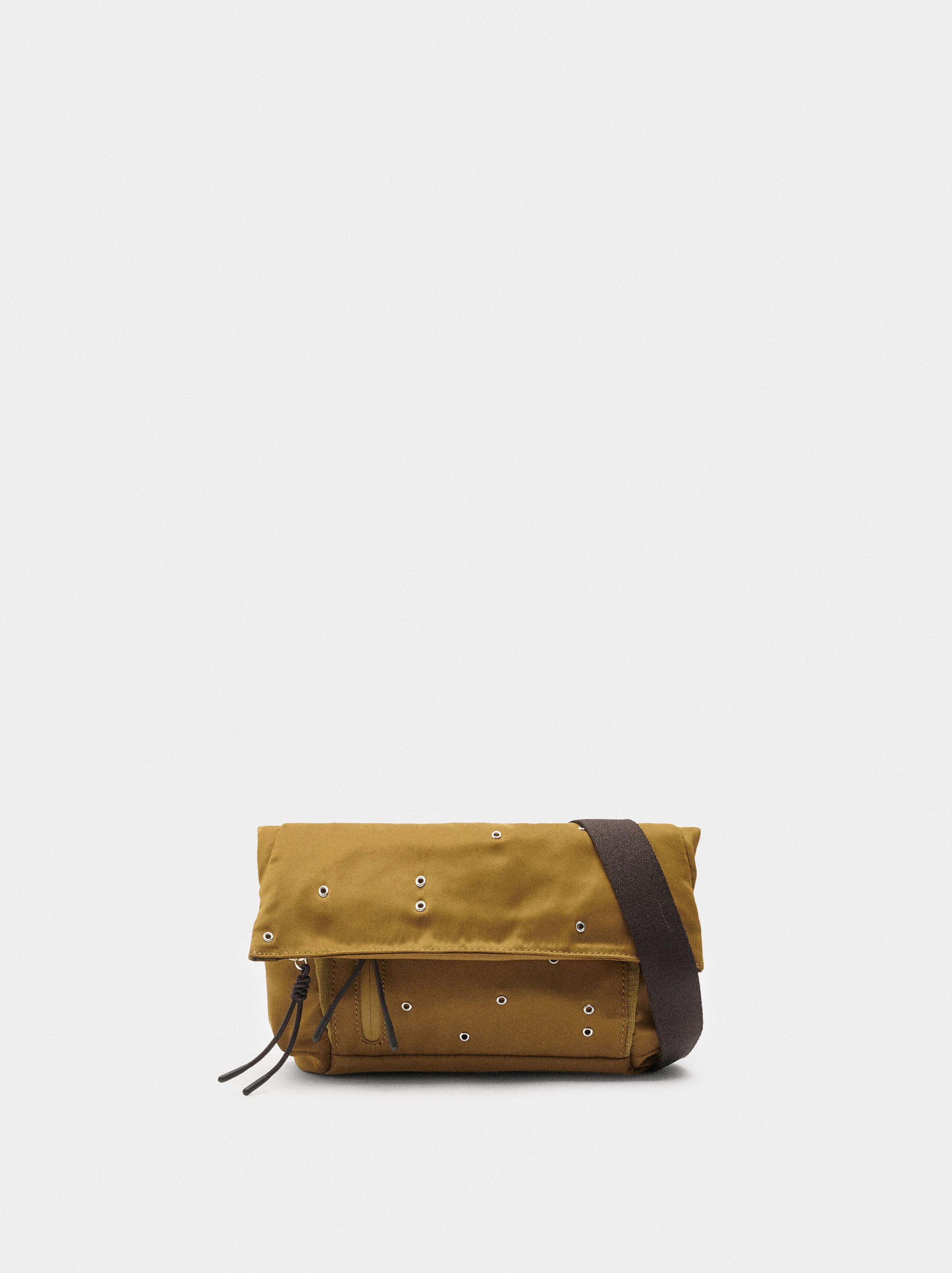 Belt bag of nylon with studs image number 0.0