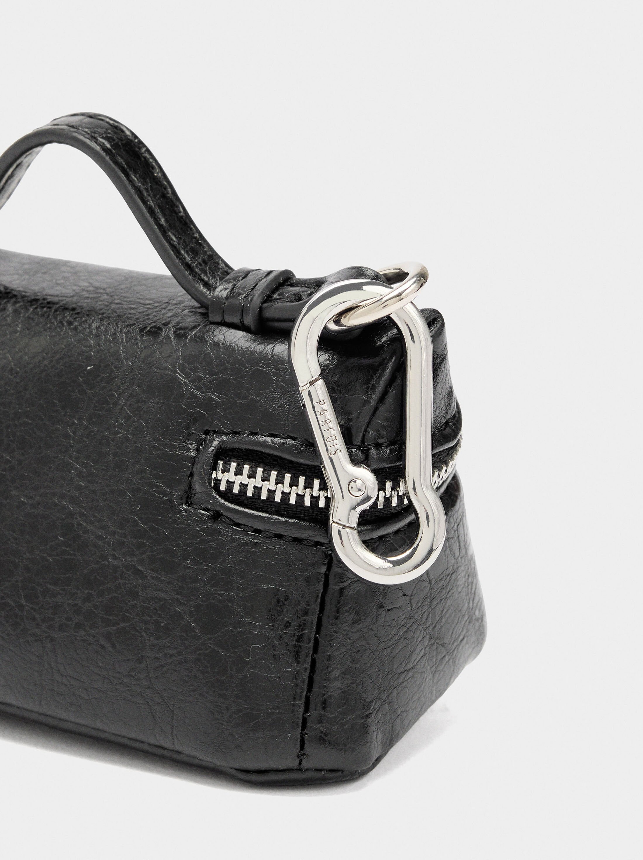 Coin purse with cracked effect image number 1.0