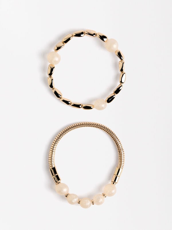 Set of elastic bracelets with resin