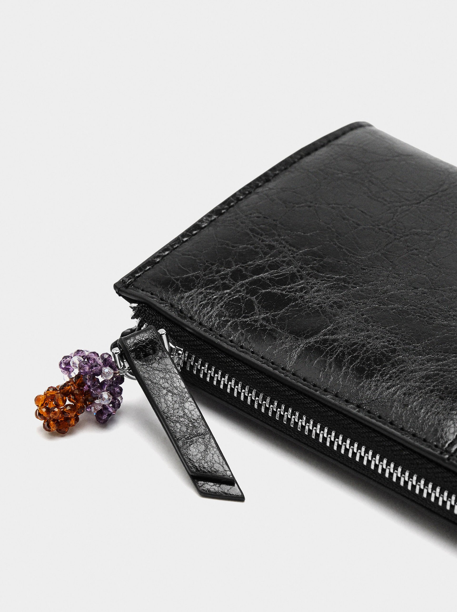 Wallet with cracked effect image number 1.0