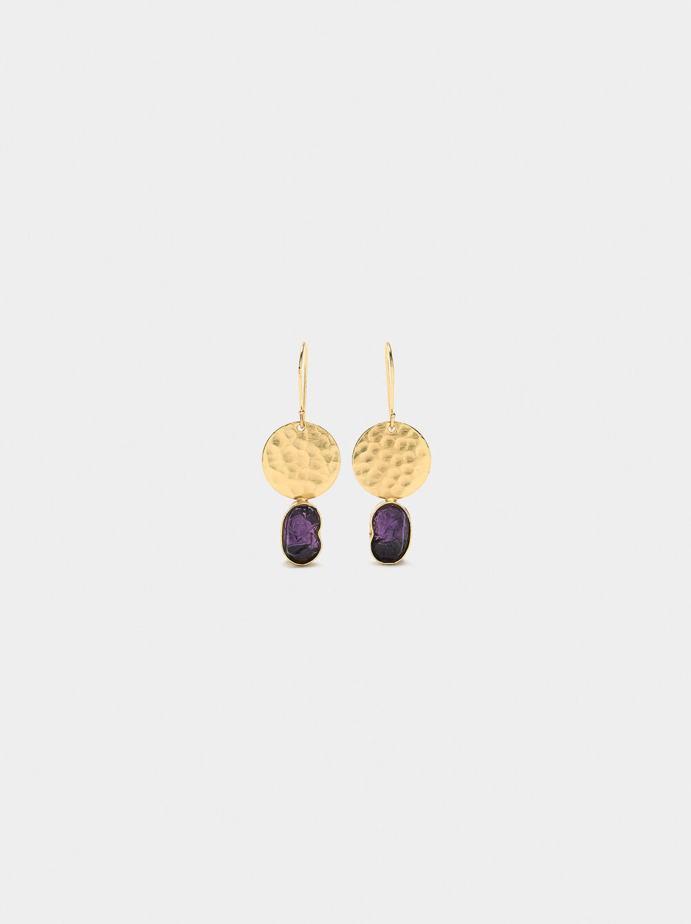 Round earrings with stones