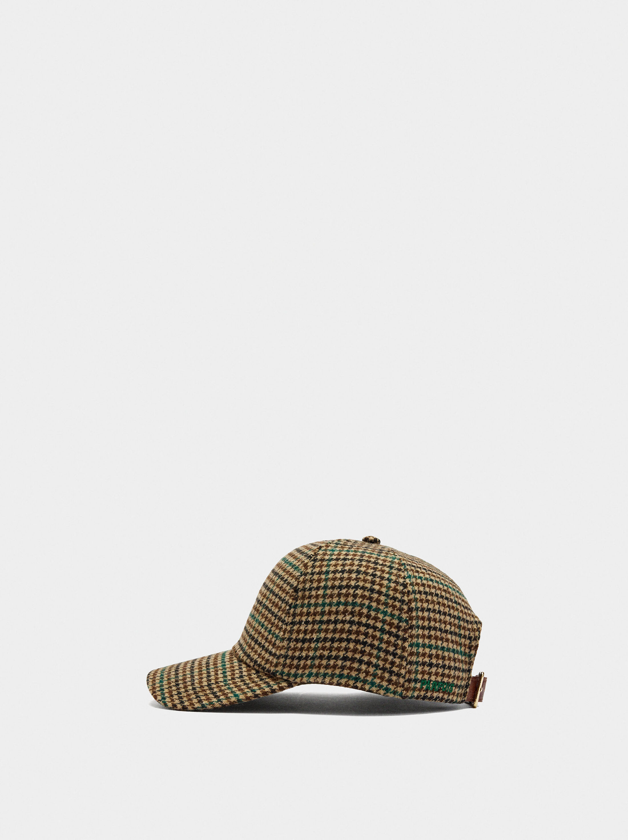 Gorra de quadres amb llana image number 3.0