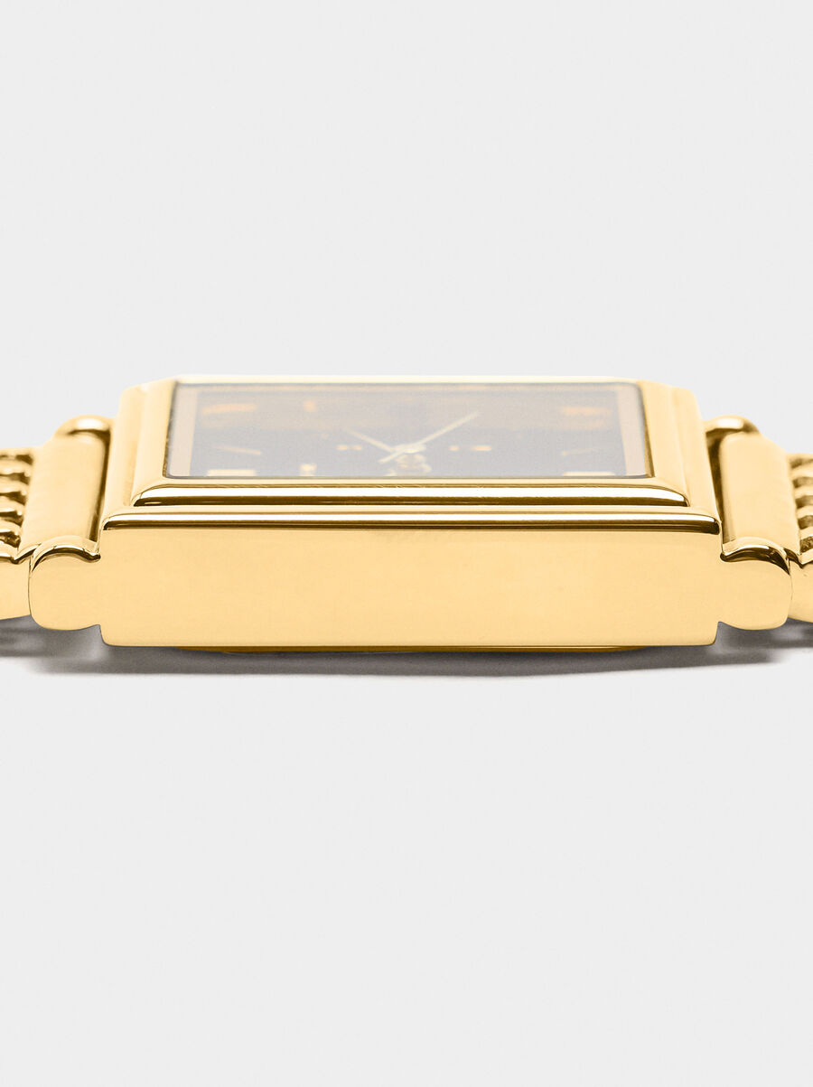 Rectangular watch with metal strap