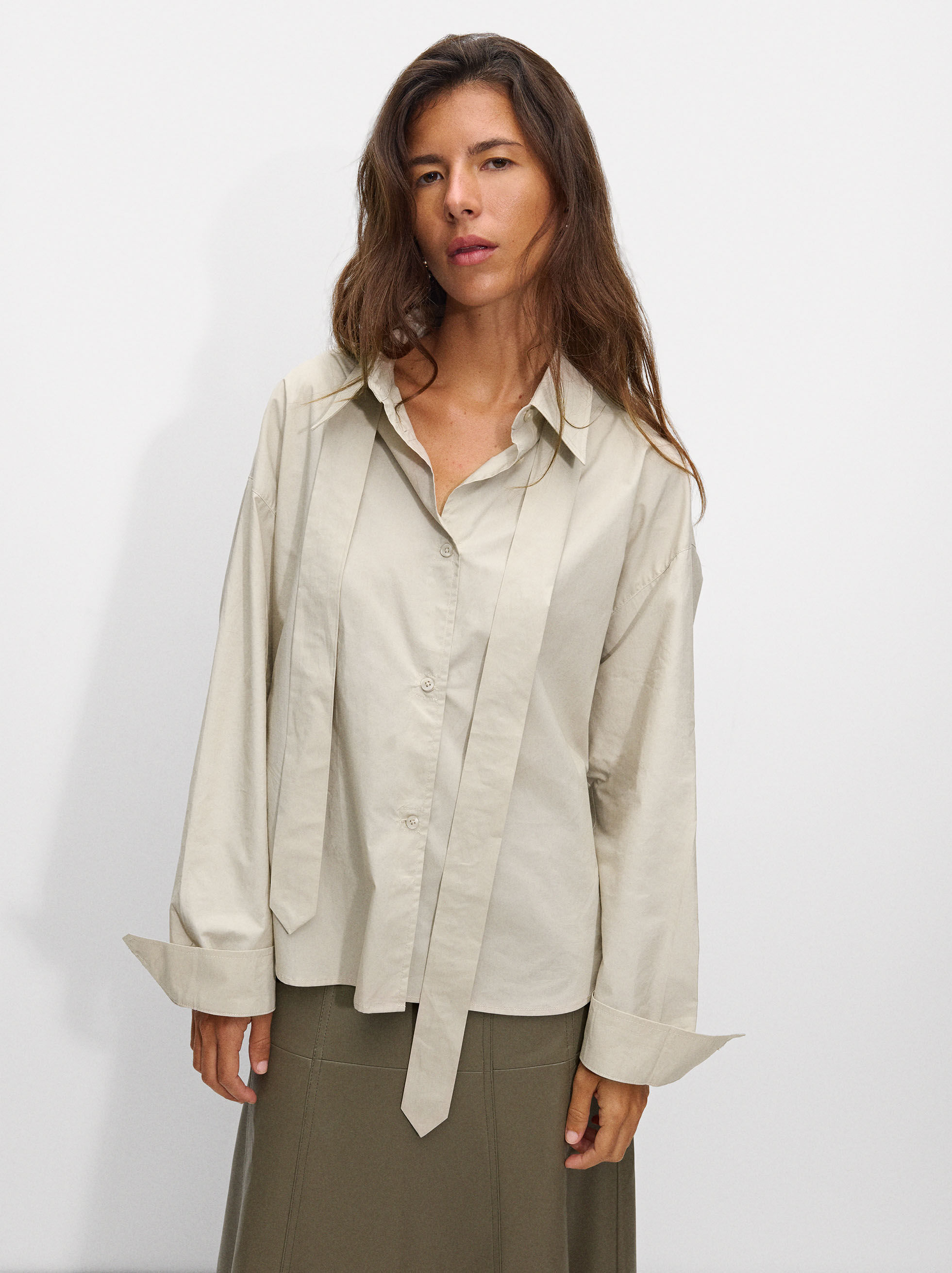 Camisas de Mujer Lino y Manga Corta Parfois Espana