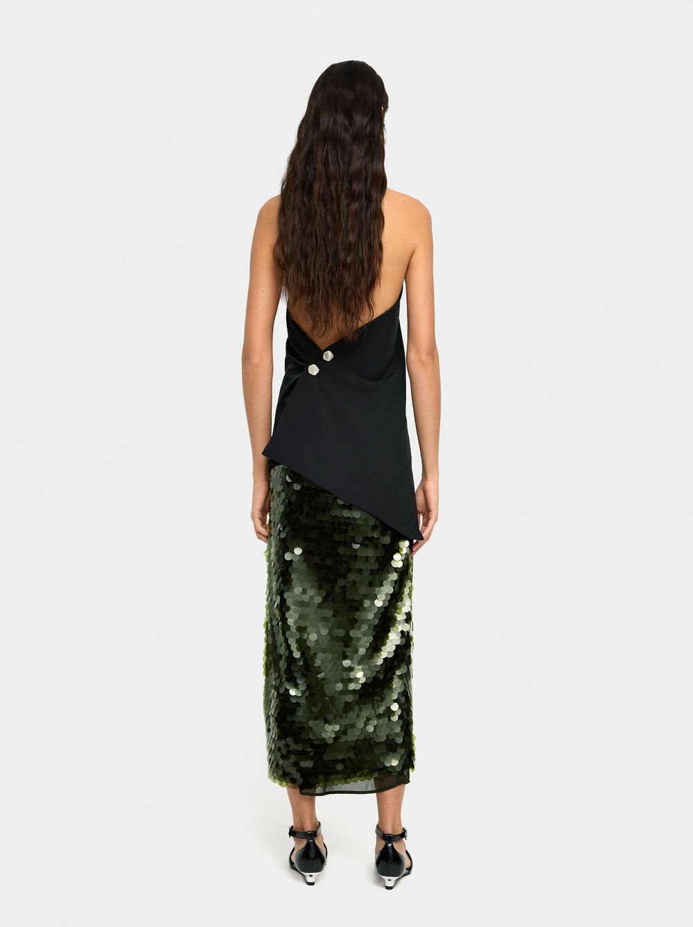 Long skirt with sequins