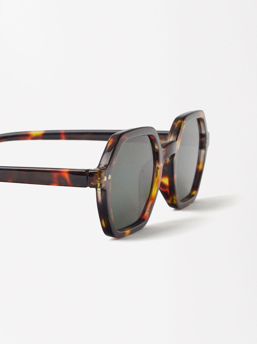 Hexagonal sunglasses