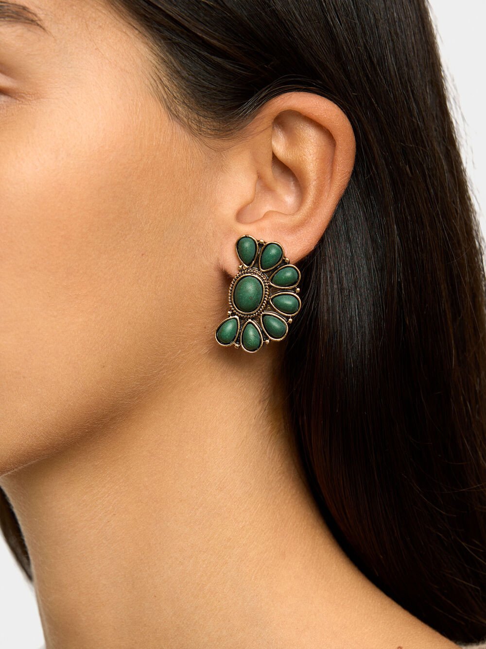 Half-flower earrings with stones