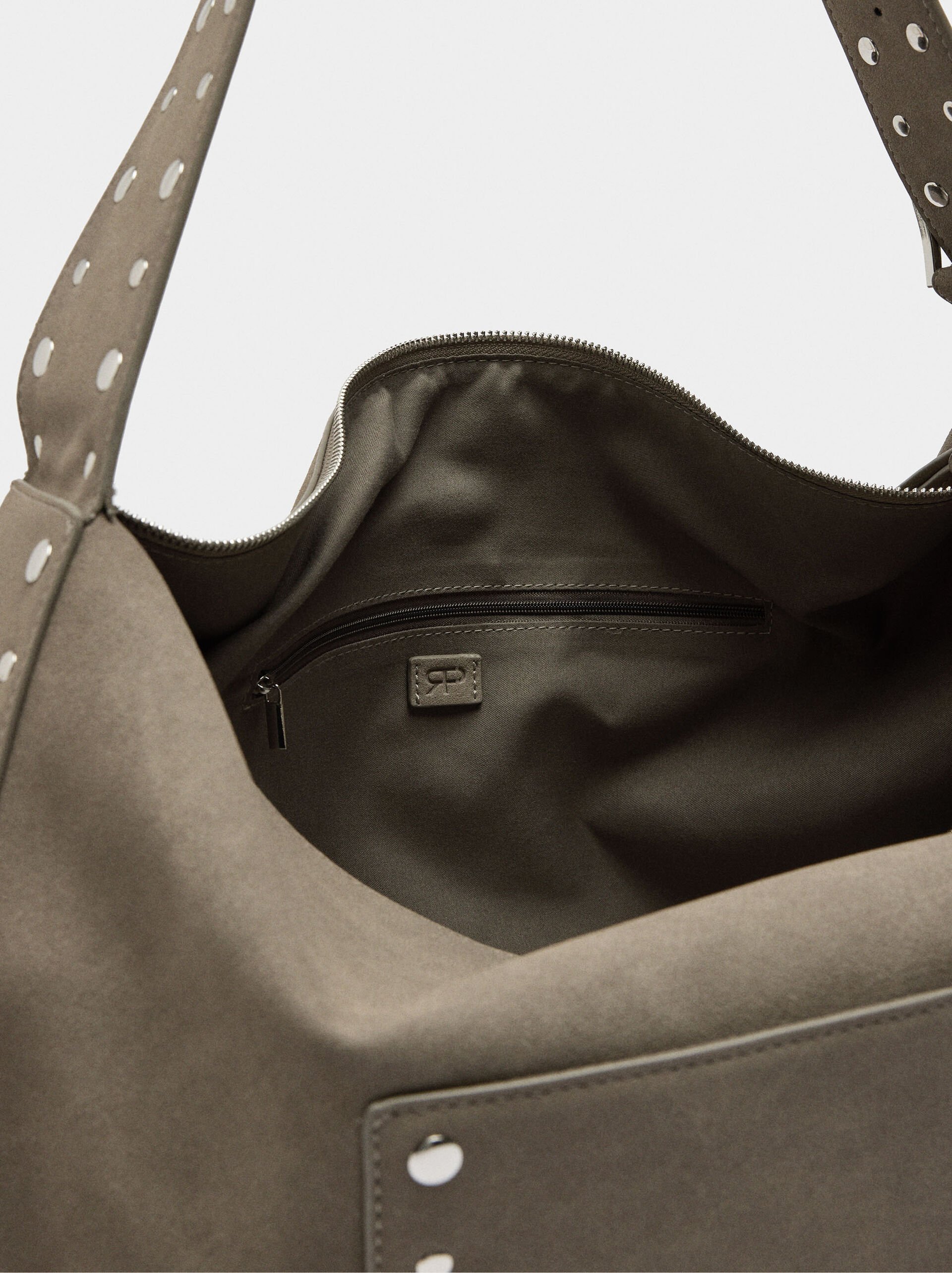 Leather-effect handbag with studs image number 4.0