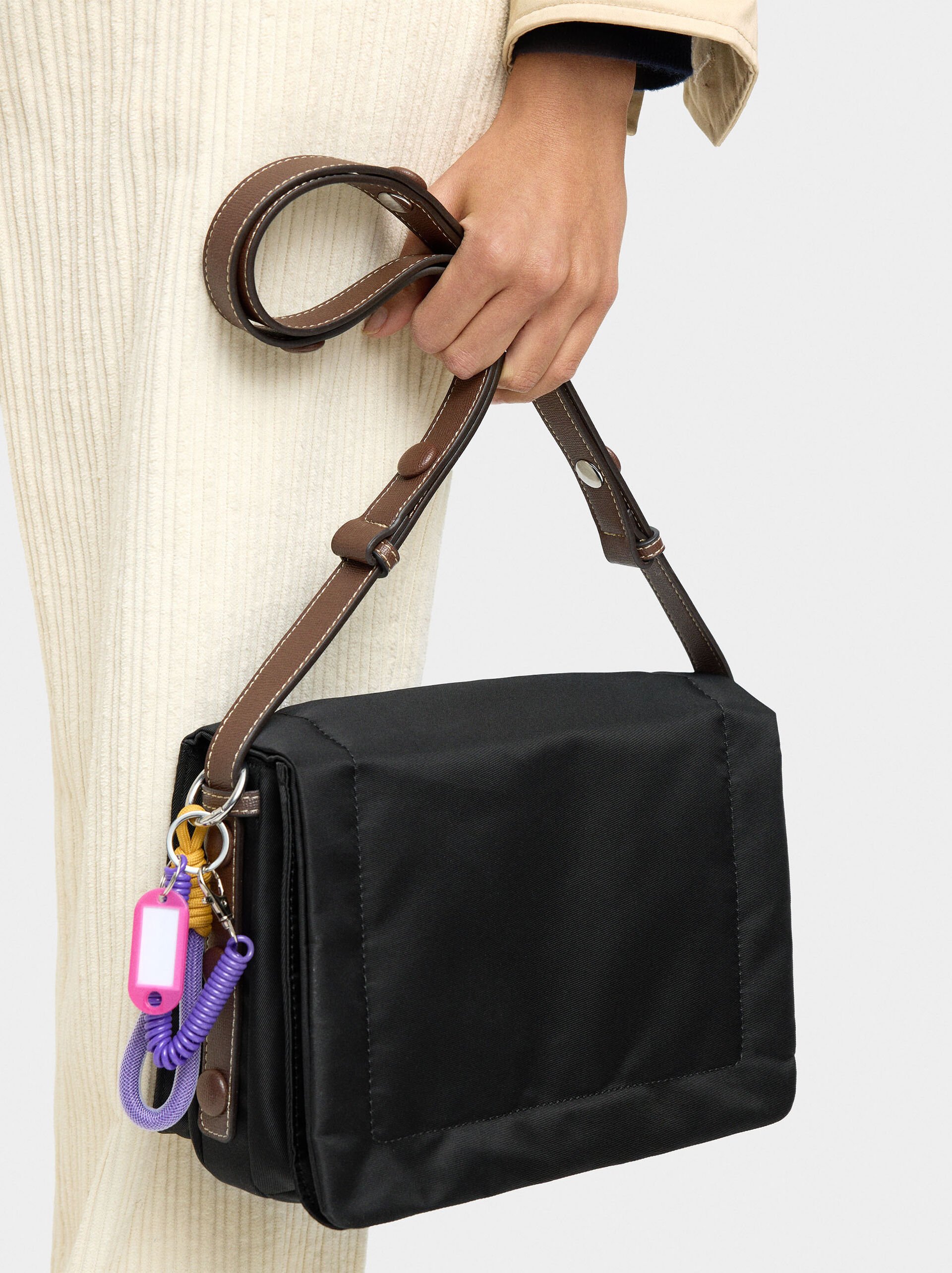 Bolso bandolera de nylon S image number 5.0