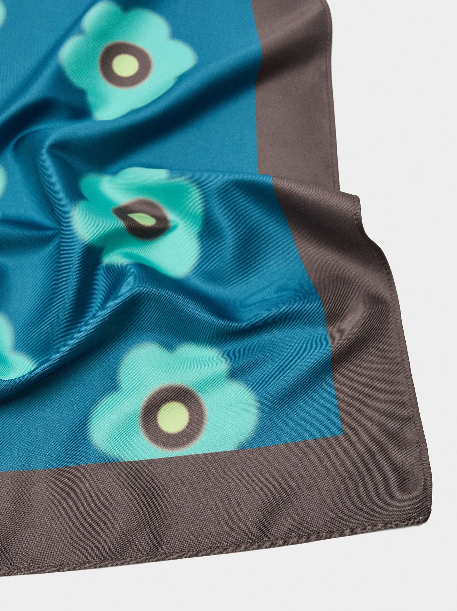 Satin square printed scarf image number 1.0