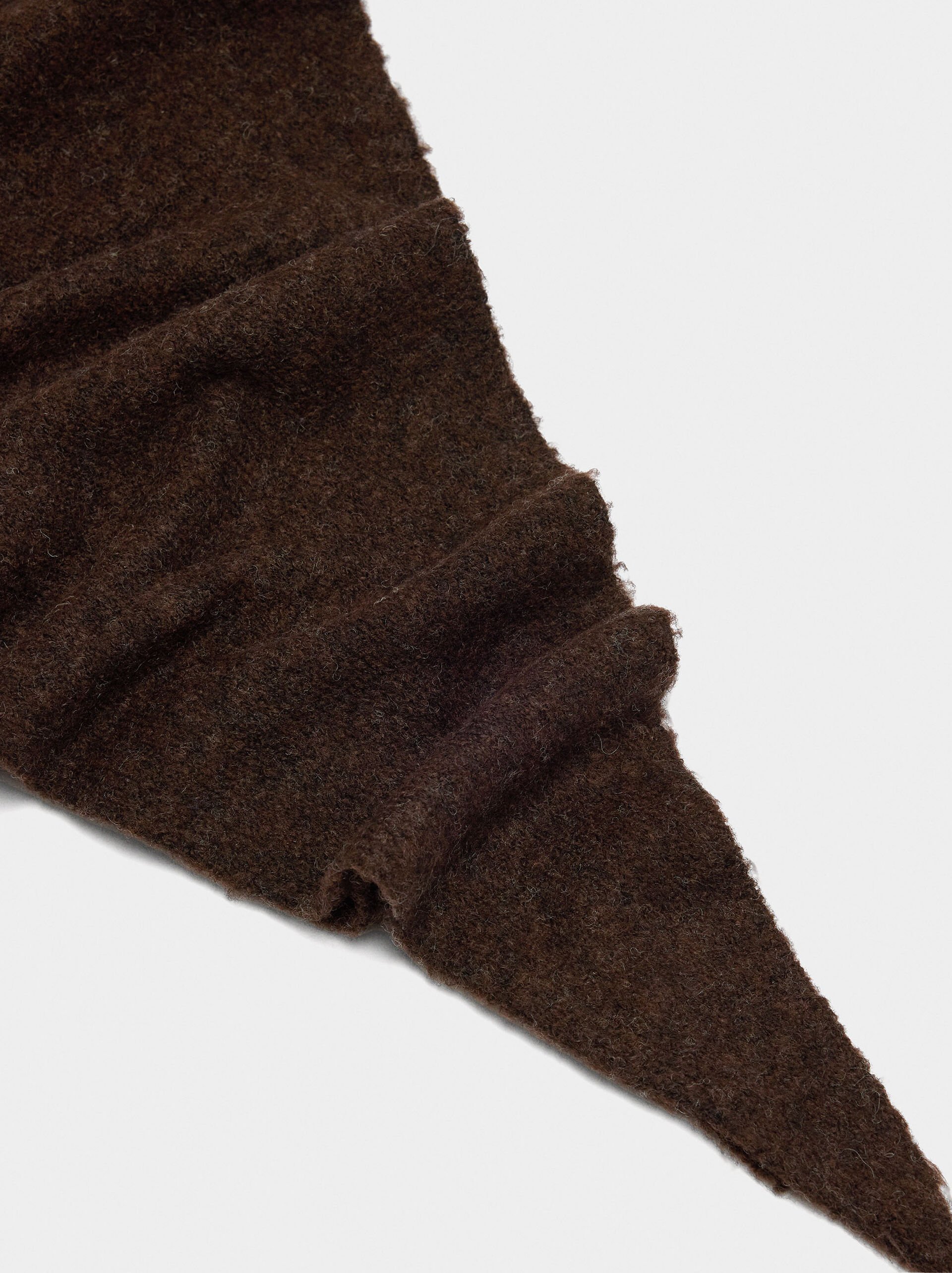 Plain shawl image number 1.0