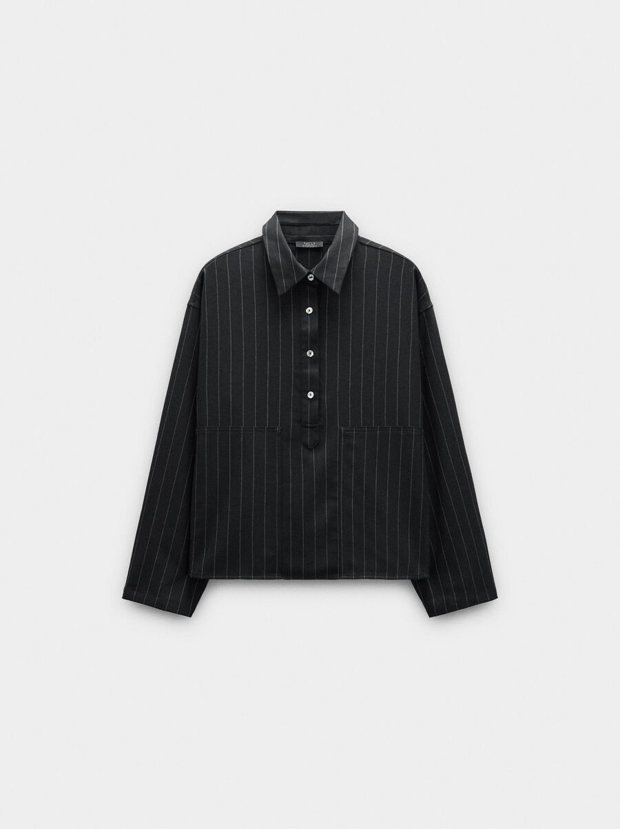 Camisa con raya diplomática