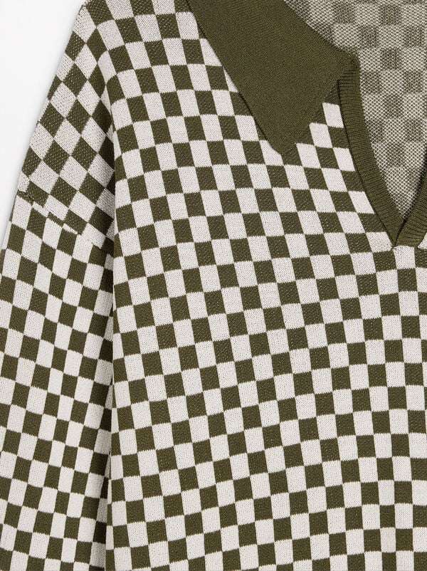 Jacquard knit sweater polo collar