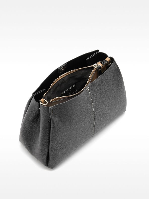 Crossbody bag with texture