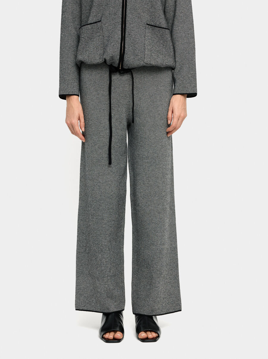 Knit trousers with elastic waist